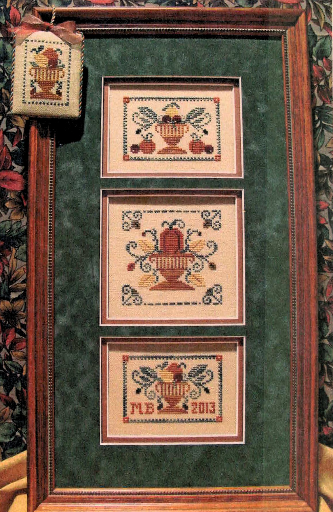 Autumn Trio cross stitch pattern from ScissorTail Designs STD-AUT