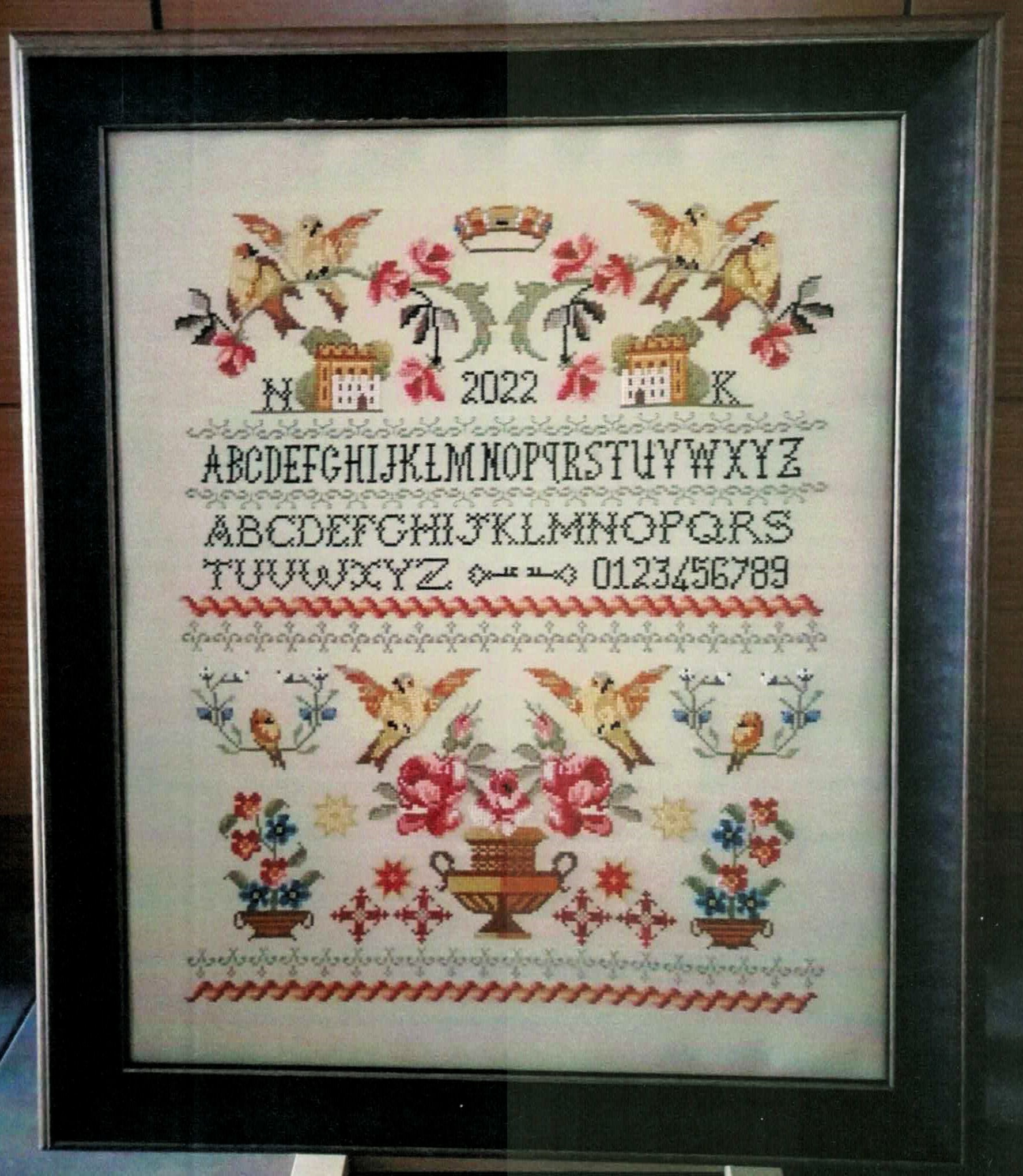 Gold Birds Sampler cross stitch pattern from Twin Peak Primitives TPP-GOL