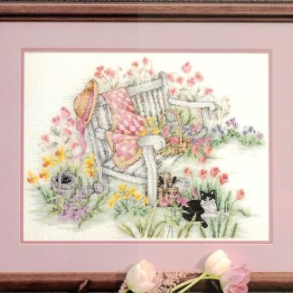 Spring in the Garden cross stitch pattern from Leisure Arts LA-3198