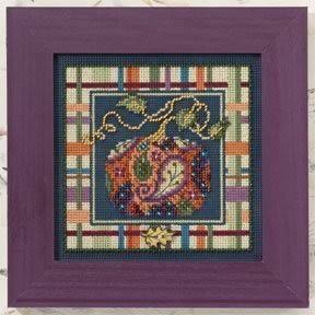 Paisley Pumpkin cross stitch bead kit from Mill Hill MH-140204