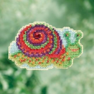 Snail cross stitch bead kit from Mill Hill MH-181714