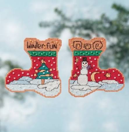 Winter Fun Stocking cross stitch bead kit from Mill Hill MH-ST1416111